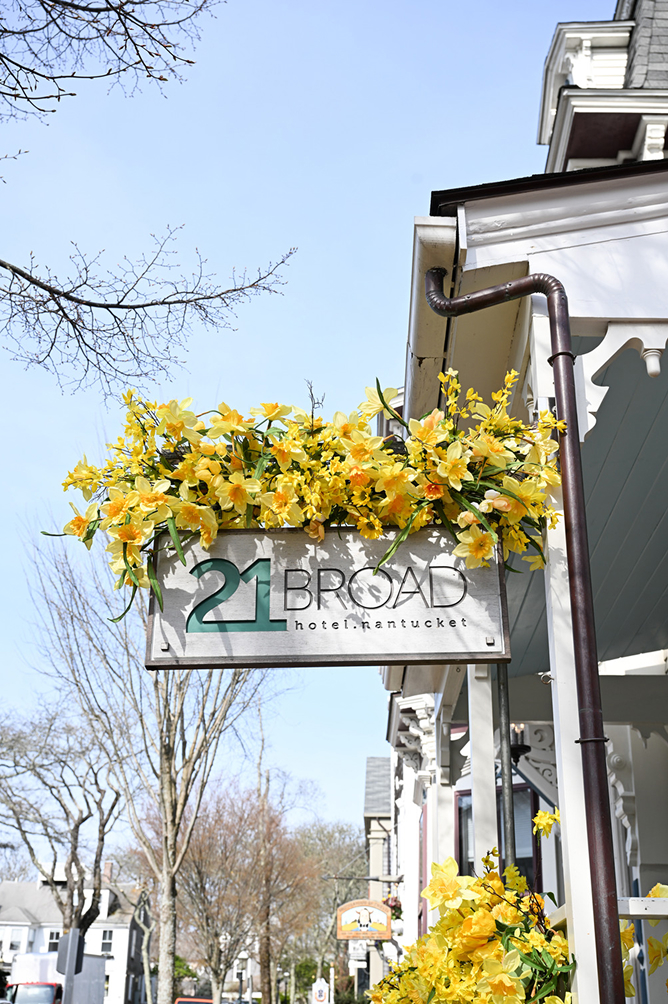 21 Broad Hotel sign decorated for the Nantucket Daffodil Festival