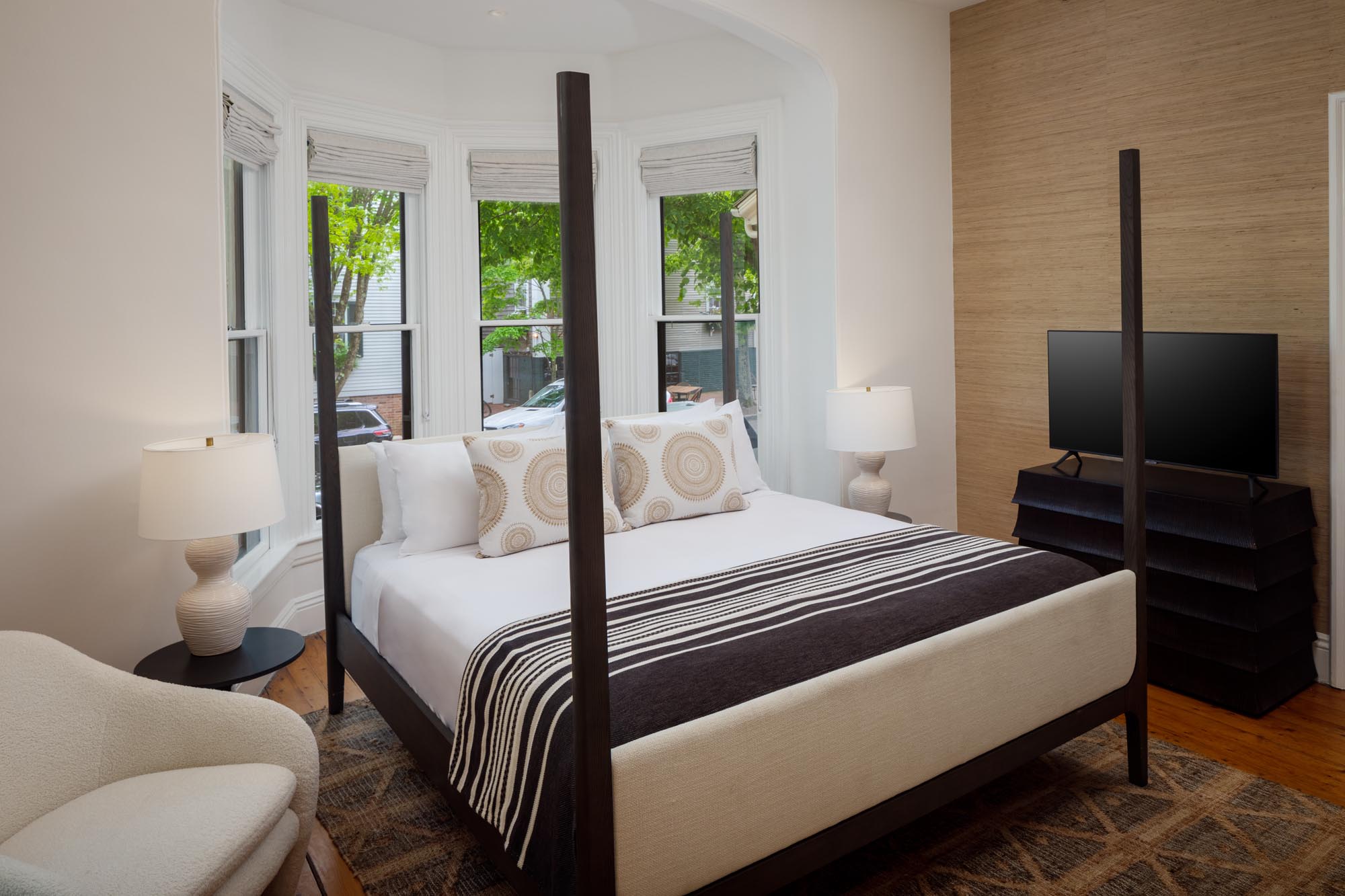 King ADA guestroom at 21 Broad