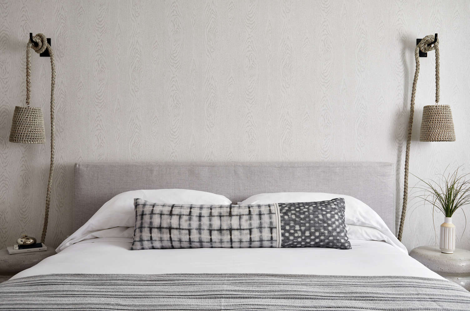 Queen bed with beach inspired decor